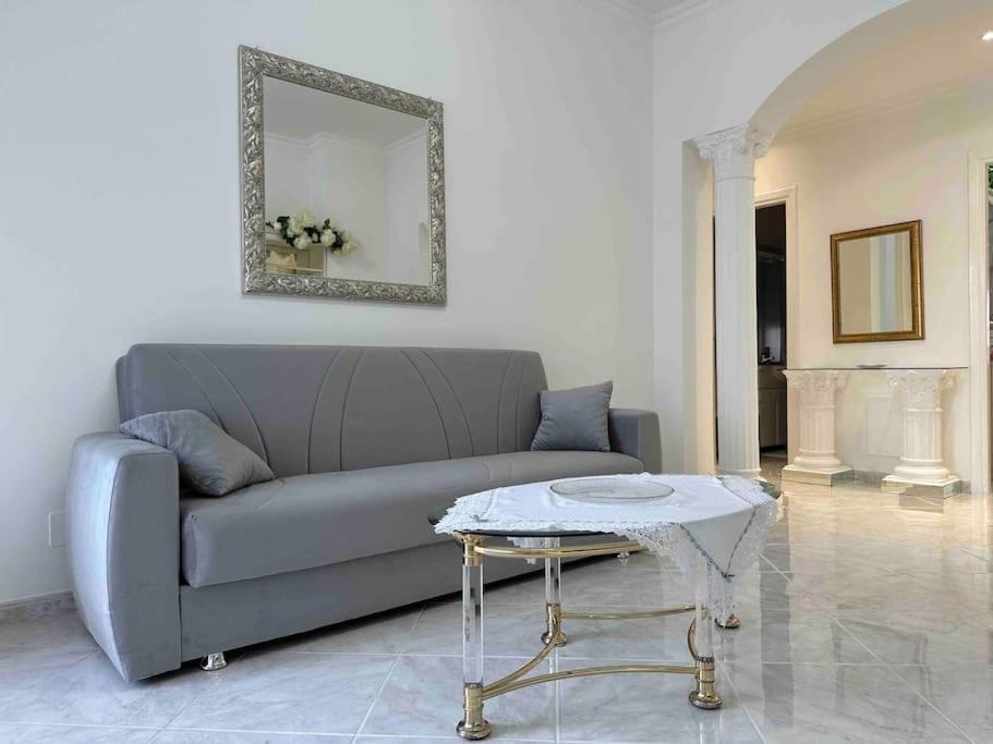 Casa Eleonora: A 5 Min Dal Mare + Free Parking Lejlighed Ventimiglia Eksteriør billede